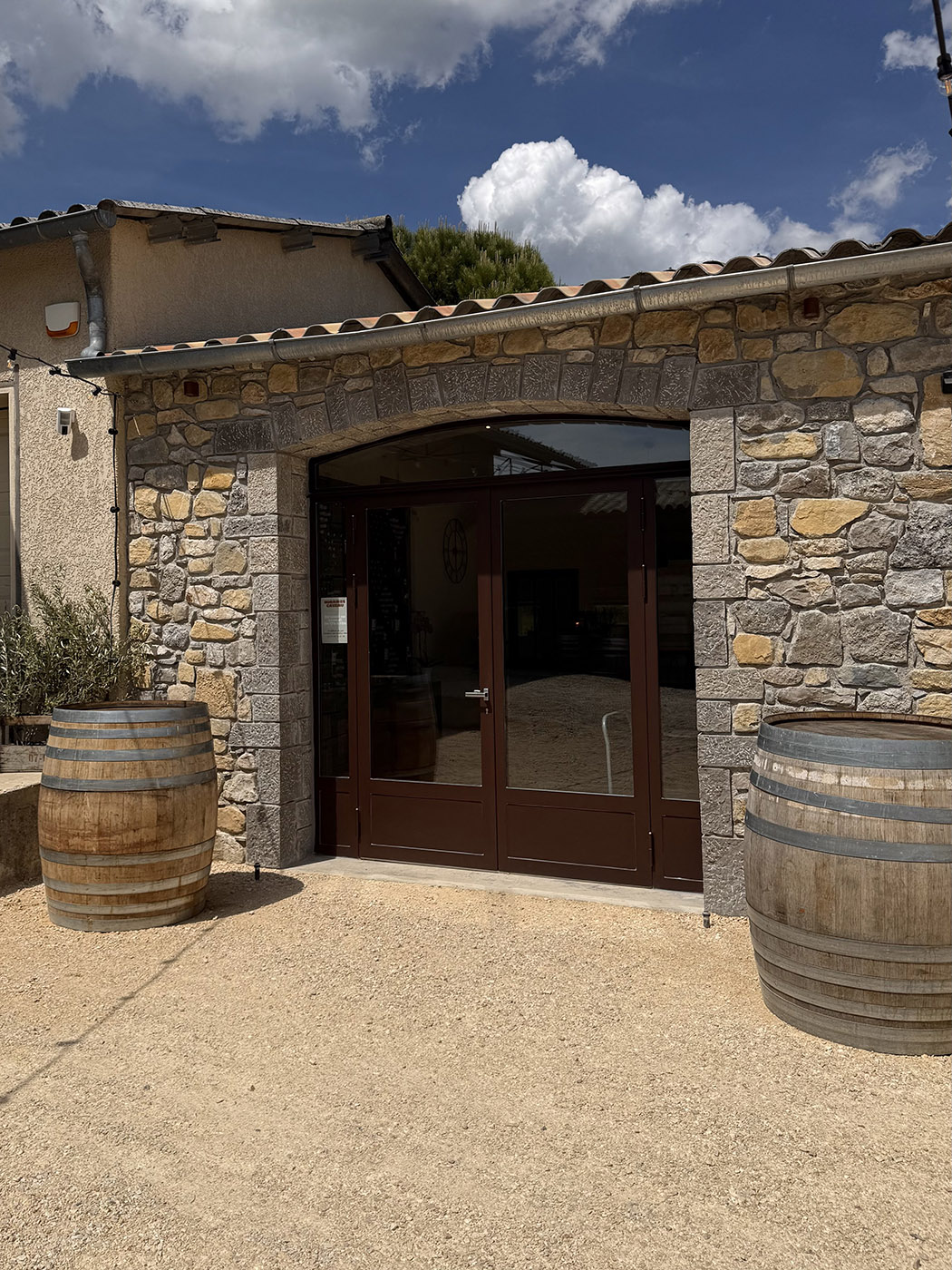 Le caveau Le caveau